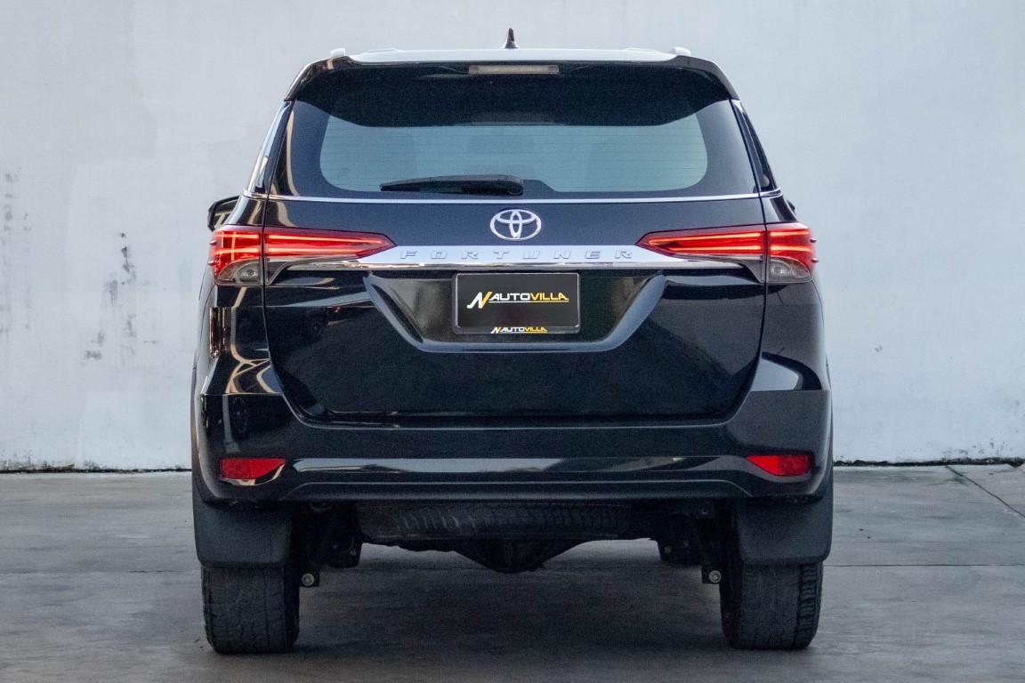 Toyota Fortuner 2.4 V 2019 *LK0578*